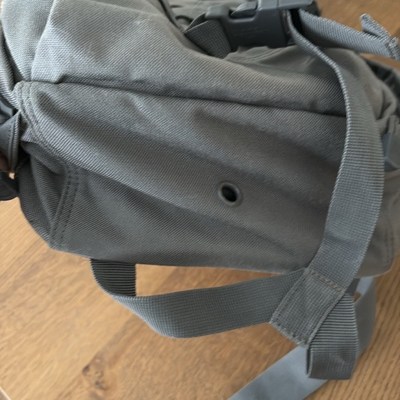 5.11 tactical sling bag gray unused - Picture 10 of 10